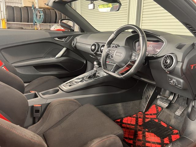 AUDI TT ROADSTAR