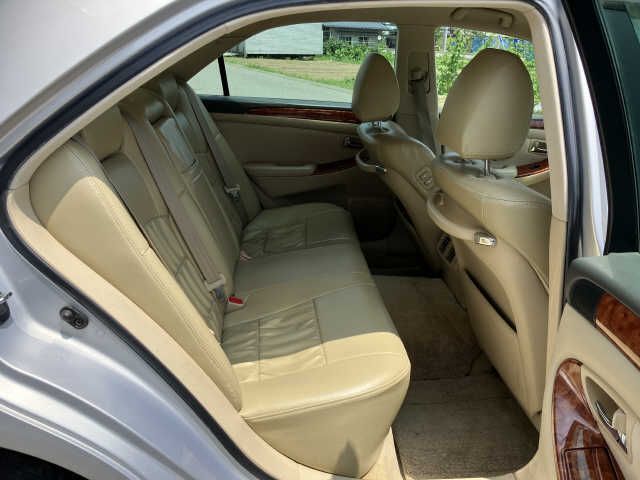 CROWN sedan 4WD