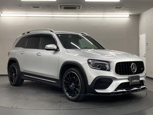 MERCEDES BENZ GLB