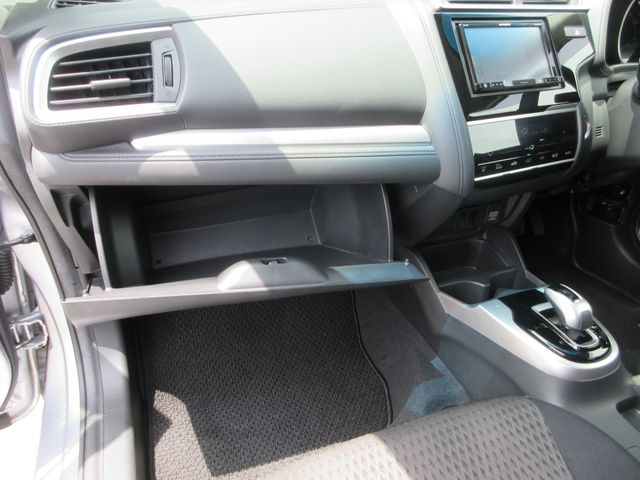 FIT HYBRID 4WD