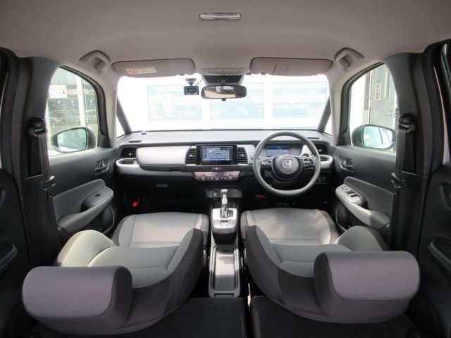 FIT e:HEV 4WD