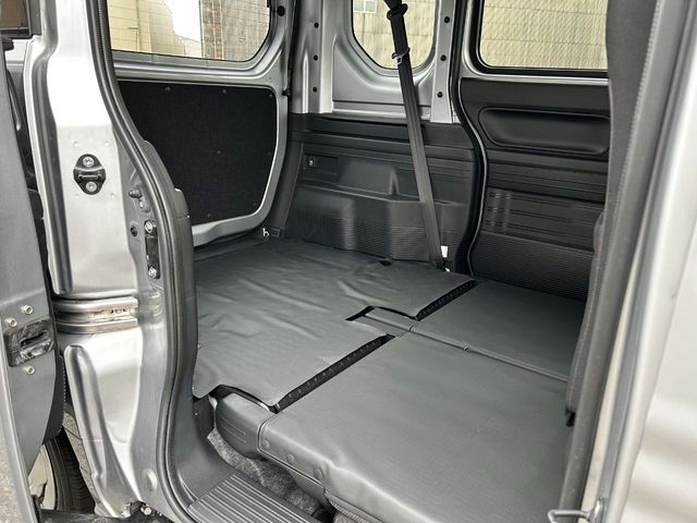 N-VAN
