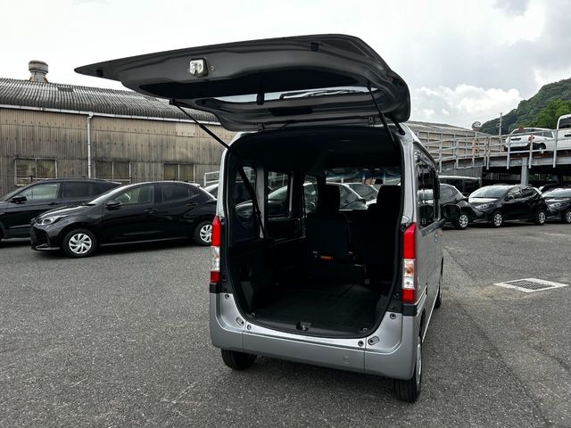 N-VAN