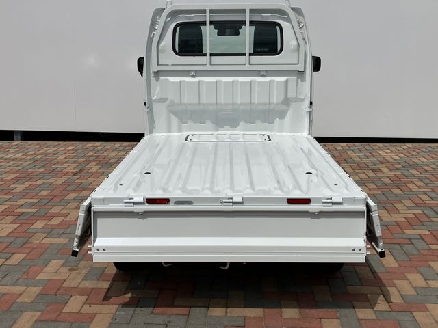 CLIPPER truck