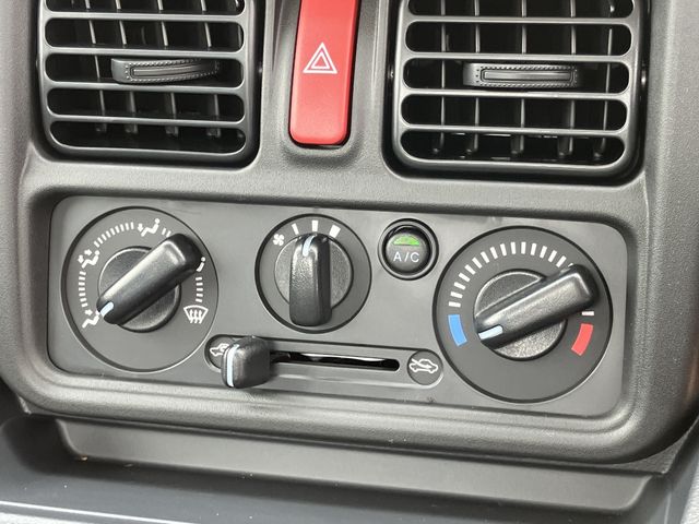 CLIPPER truck