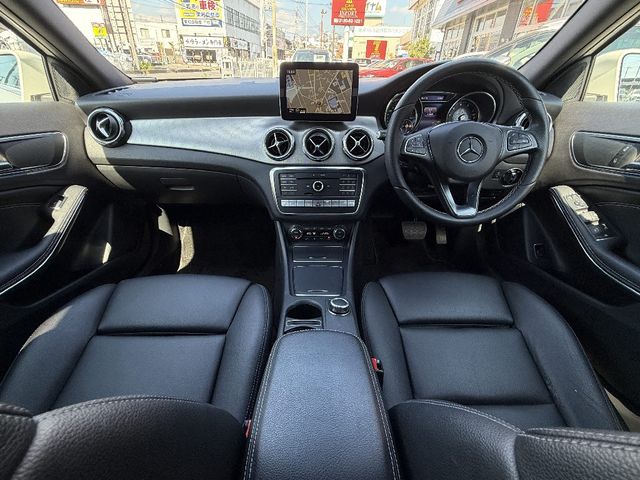MERCEDES BENZ GLA class