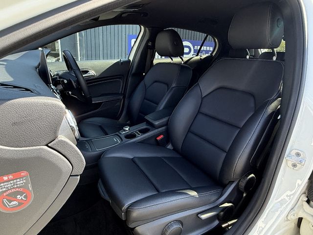 MERCEDES BENZ GLA class