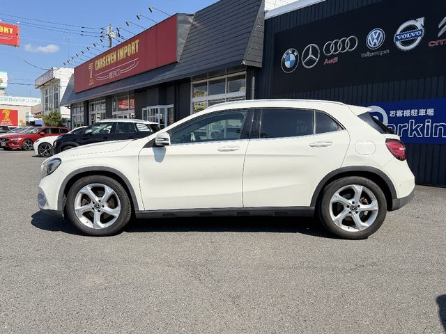 MERCEDES BENZ GLA class