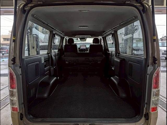 HIACE van 2WD