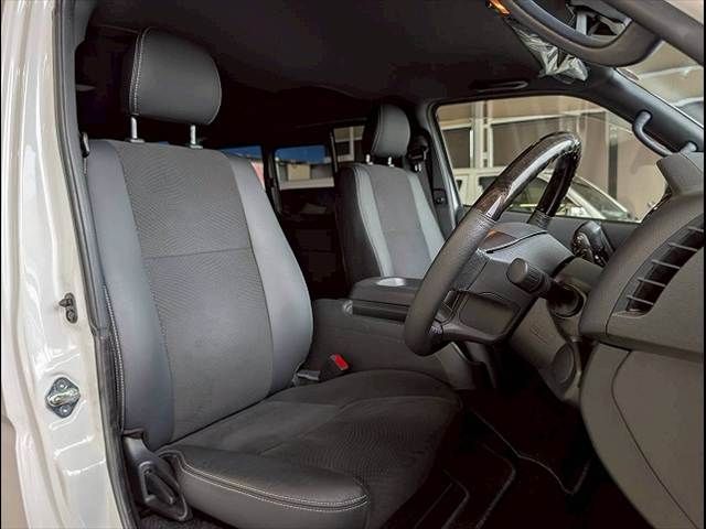 HIACE van 2WD