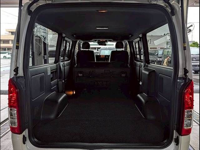 HIACE van 2WD