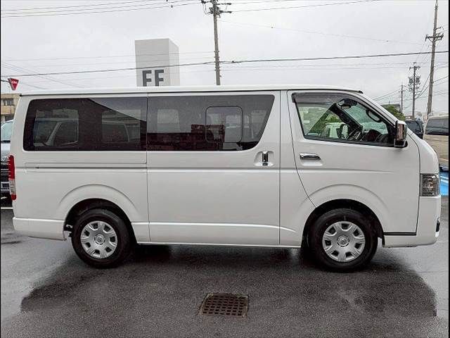 HIACE van 2WD
