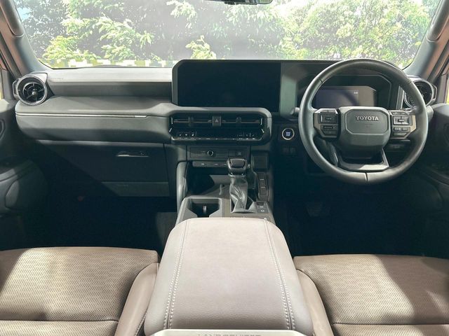 LANDCRUISER 250