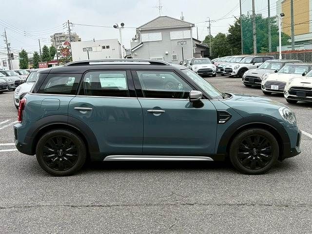 MINI COOPER D CROSSOVER