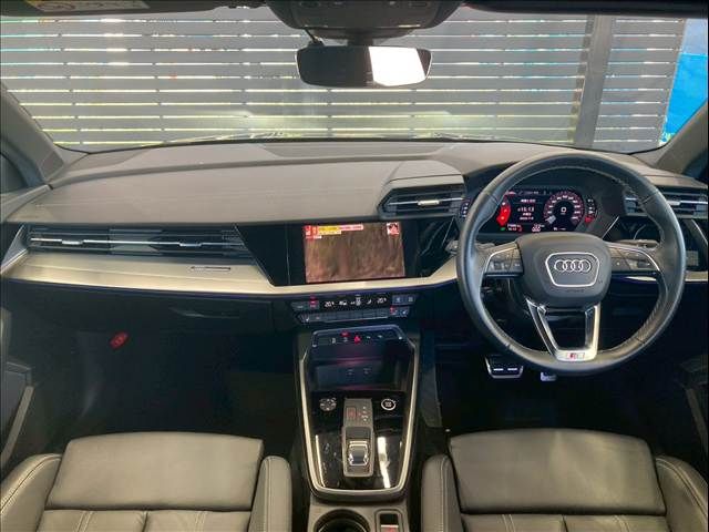 AUDI A3 Sedan