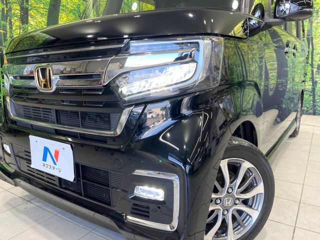 N BOX CUSTOM