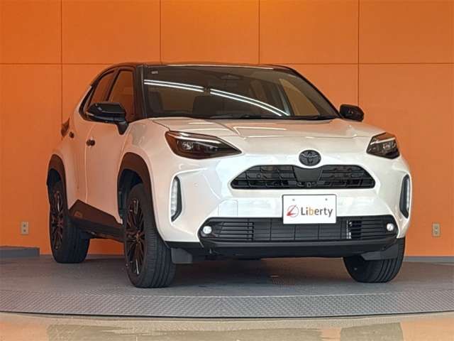 YARIS CROSS HYBRID