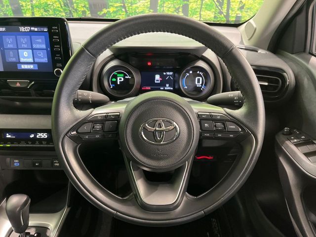 YARIS CROSS HYBRID