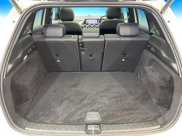 MERCEDES BENZ GLA class