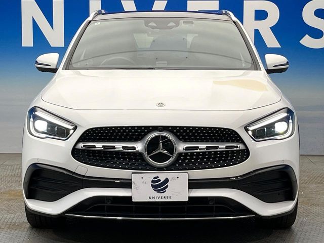 MERCEDES BENZ GLA class