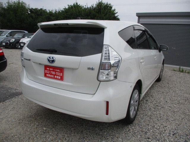 PRIUS Alpha