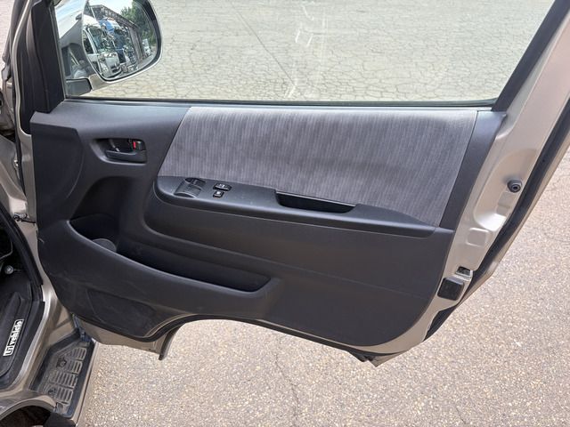 HIACE van 2WD