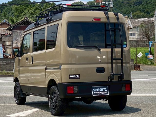 EVERY van 4WD