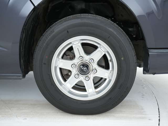 HIACE van 4WD