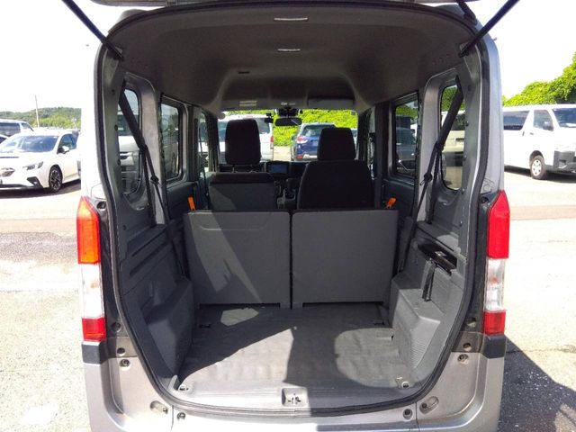 N-VAN