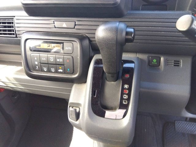 N-VAN