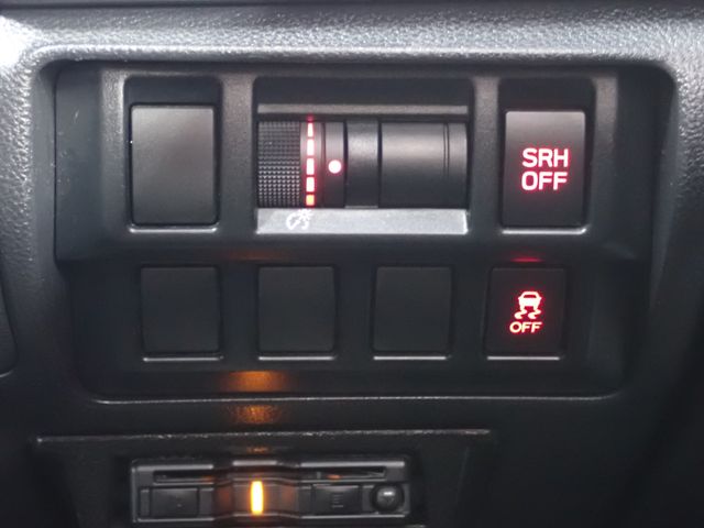 SUBARU XV HYBRID
