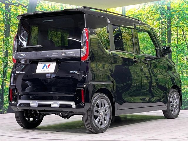 DELICA MINI