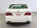 CROWN sedan