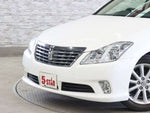 CROWN sedan