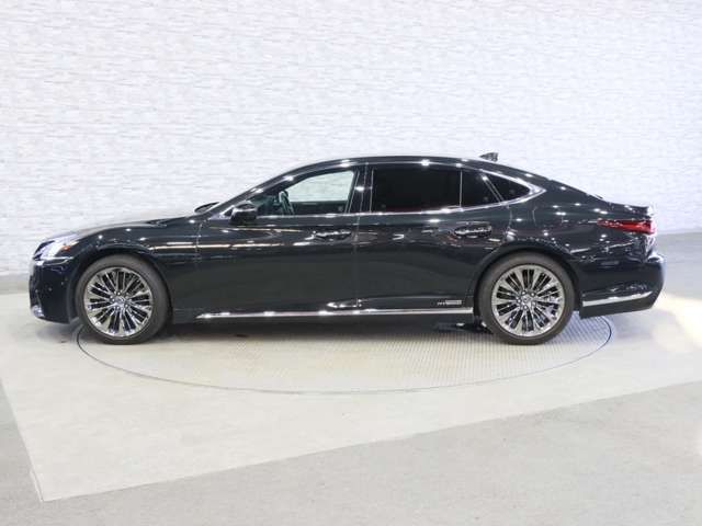 LEXUS LS500h