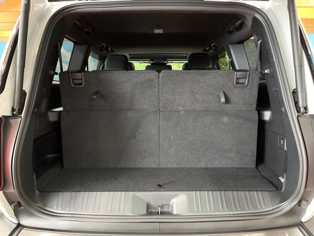 LANDCRUISER 250