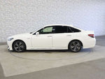 CROWN sedan hybrid