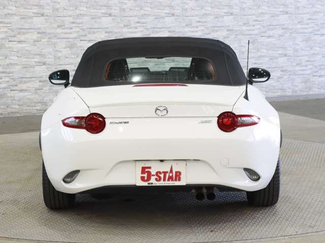ROADSTER