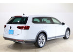 VOLKSWAGEN PASSAT Alltrack