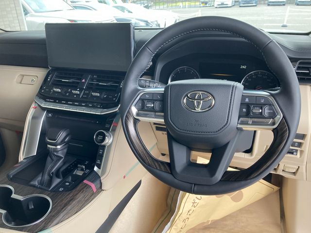 LANDCRUISER wagon