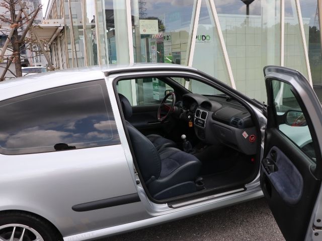 RENAULT LUTECIA