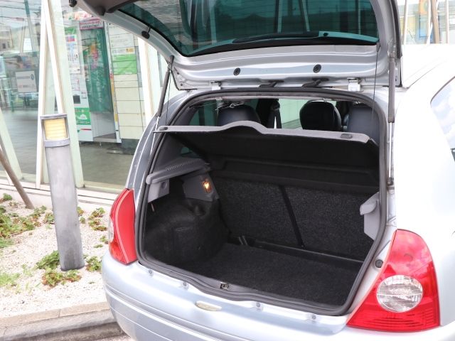 RENAULT LUTECIA