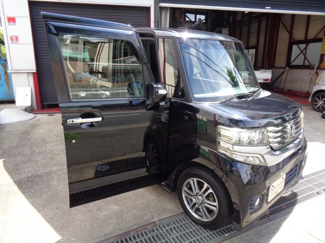 N BOX CUSTOM