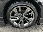 CROWN sedan hybrid