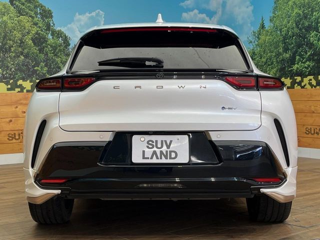 CROWN SPORT