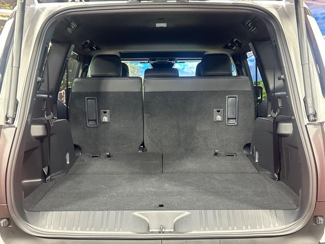 LANDCRUISER 250