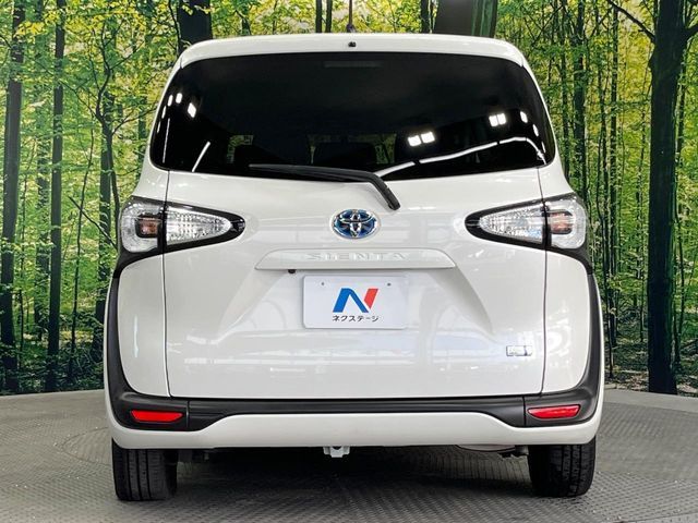 SIENTA HYBRID
