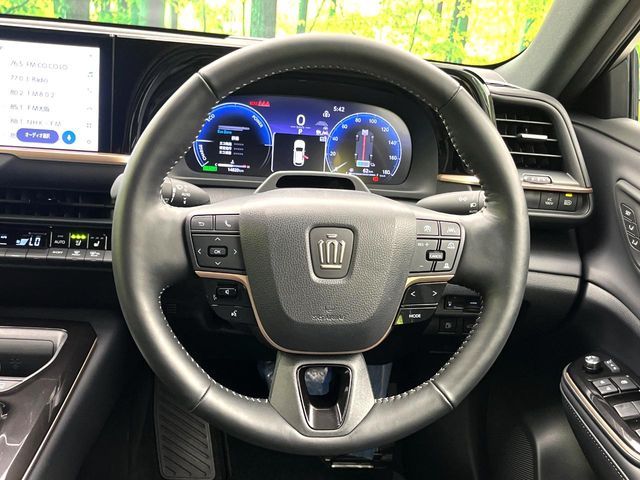 CROWN SPORT