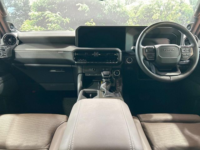 LANDCRUISER 250