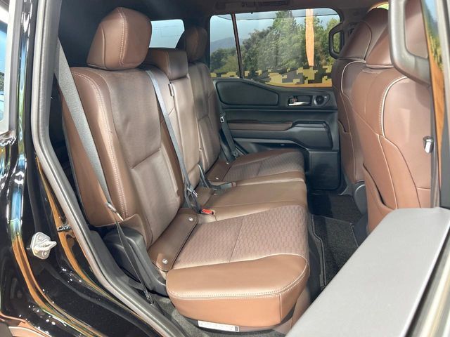 LANDCRUISER 250